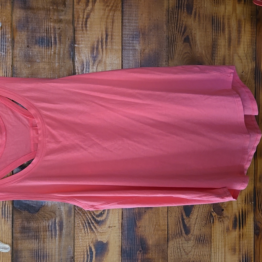 Lululemon love tank - Picture 4 of 5